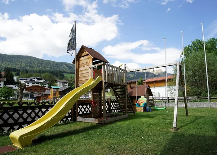 Deluxe 1,2,3 * Lermoos